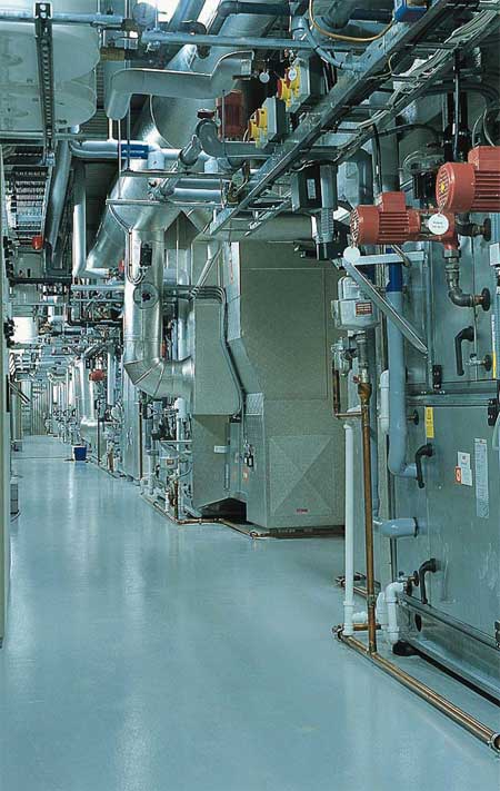 Byggets avanserte klimaanlegg sikrer at hvert laboratorium holder rett temperatur.