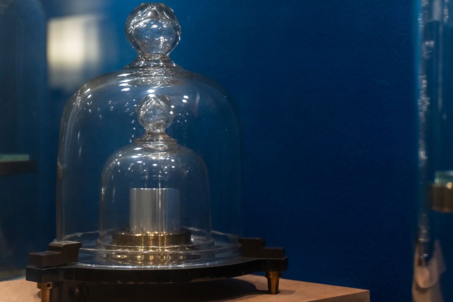 Kilolodd i utstillingsmonter